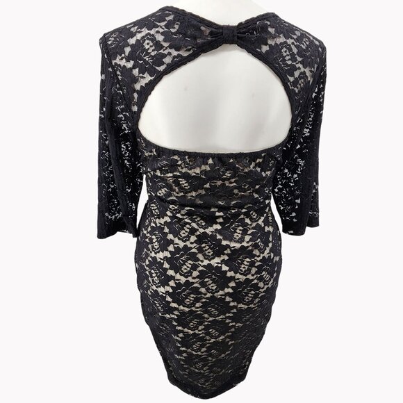 Torrid 3 Womens 22/24 Black Lace Bodycon Dress Stretch Open Back Plus Size - Picture 2 of 9